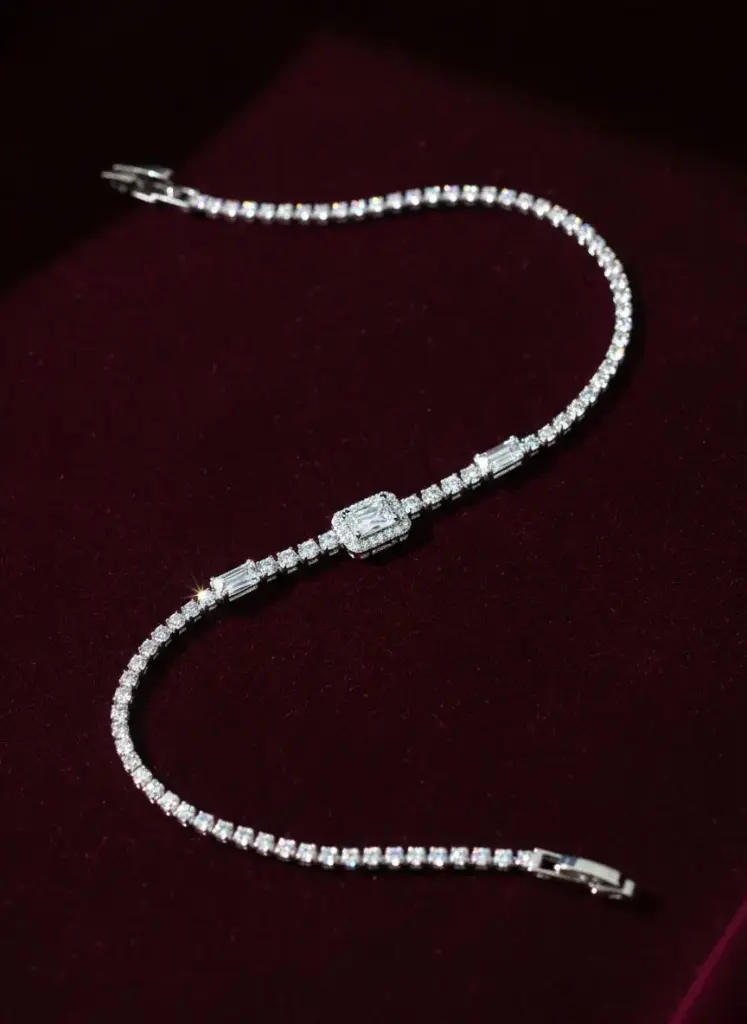 SILVER TENNIS