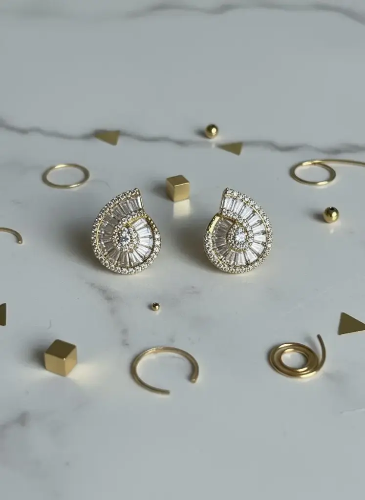 GOLD FAN EARRING