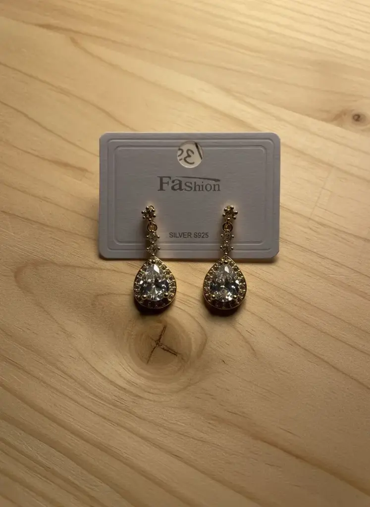 GOLD PEAR