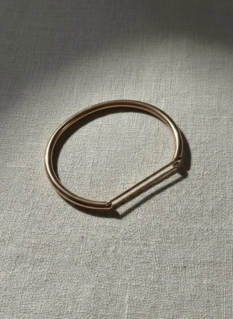 ROSE GOLD CLIP